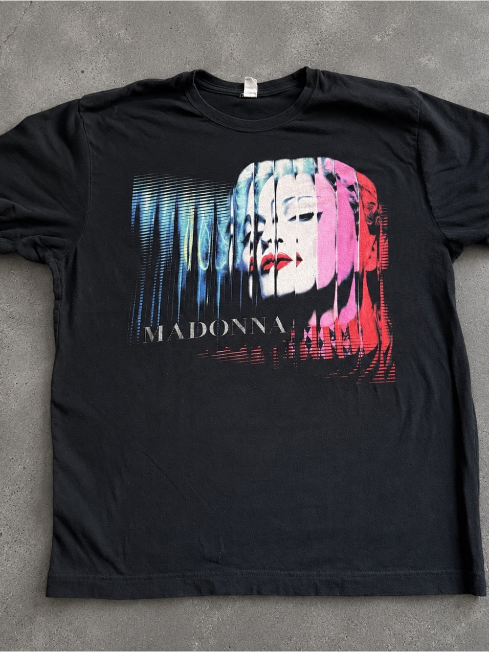 Madonna 2012 MDNA World Tour Concert T Shirt Graphic Tee Black Large 22”